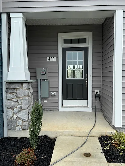 3 bed, 2.5 bath, 1444 sqft, $1,890 — Photo 1