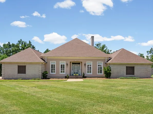 106 Cedar Hill Dr, Oxford, MS 38655