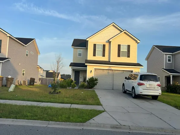 70 Marsh Salt Ln, Port Wentworth, GA 31407