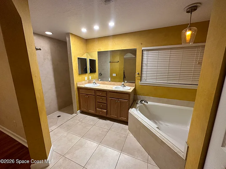 8075 104th Ave — Photo 13