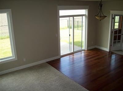 4th image of 6039 Ashbourne Ln SE