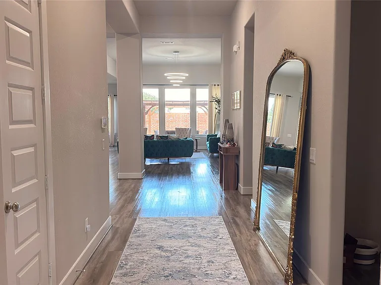 23018 Pearl Glen Ln — Photo 2