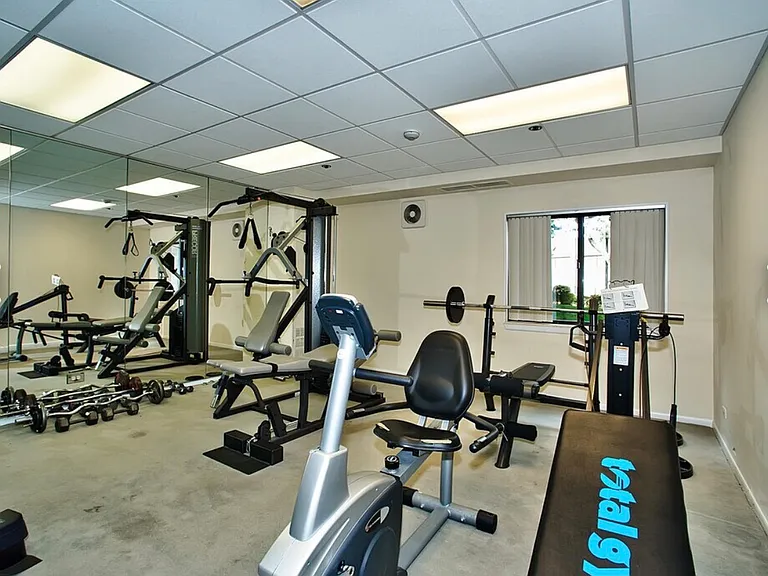6340 Americana Dr #206 — Photo 7