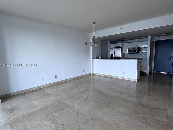 4th image of 601 NE 36th St APT 1311