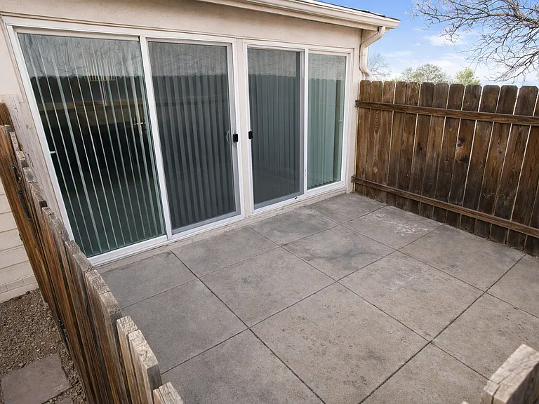Maple Tree Apartments — Photo 22