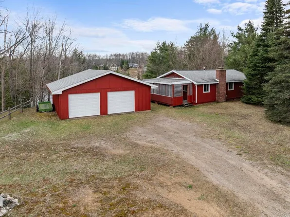 15757 Lakeway Dr, Wolverine, MI 49799