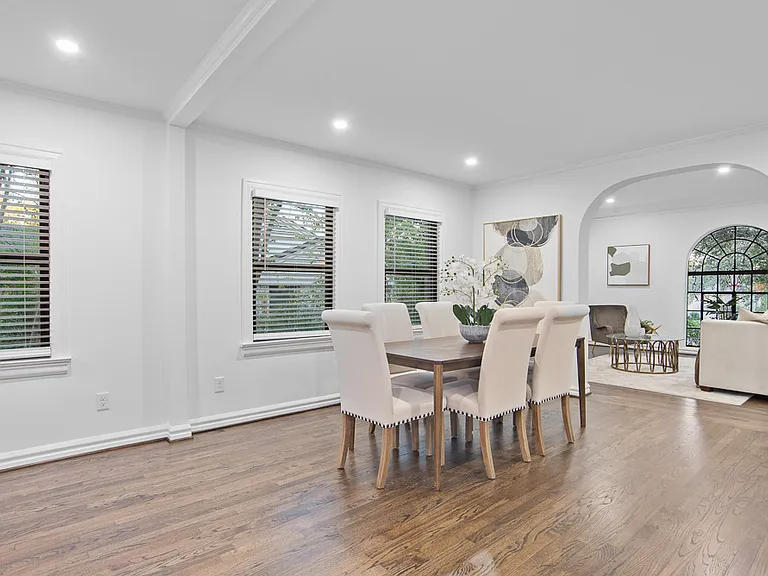 1835 Cedar Crest Blvd — Photo 7