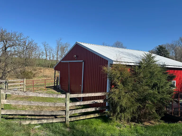 2296 Valley Rd #1 — Photo 7