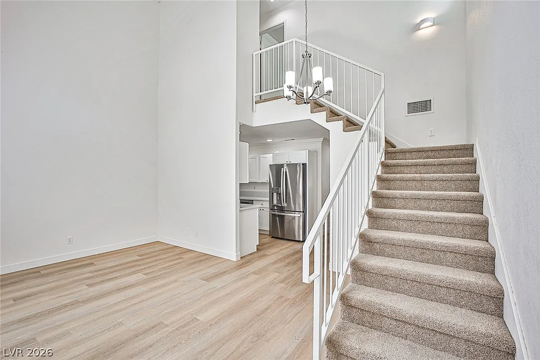 2 bed, 2.0 bath, 1089 sqft, $1,550 — Photo 2
