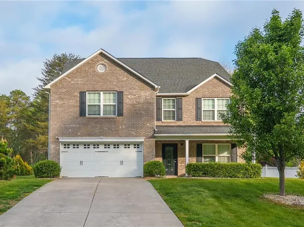 4892 Montevista Dr, Greensboro, NC 27407