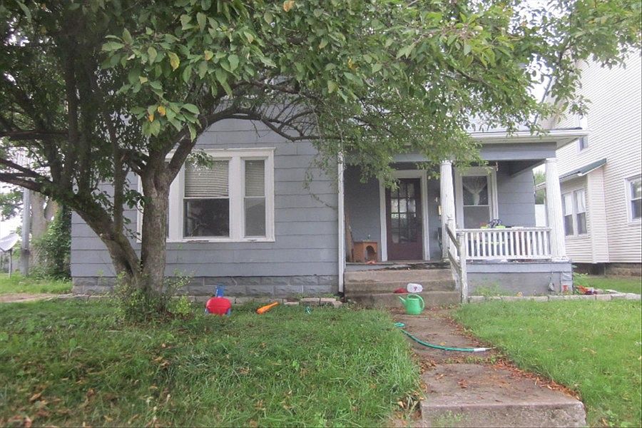 1st image of 438 Cedarcrest Ave
