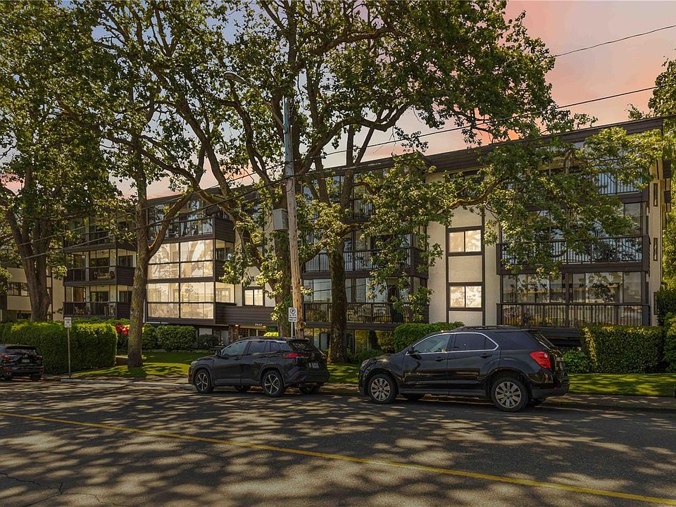 1st image of 1665 Oak Bay Ave #203