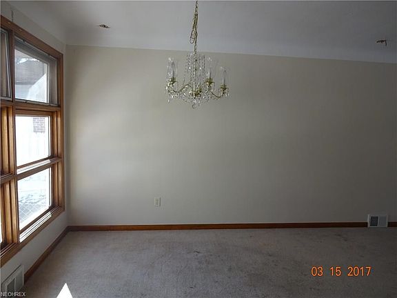 5th image of 10529 Deborah Dr