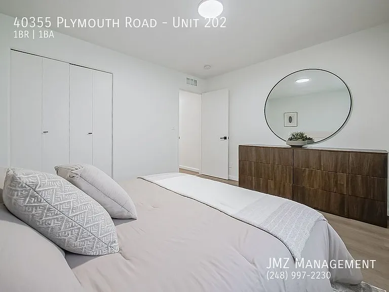 40355 Plymouth Rd #202 — Photo 21