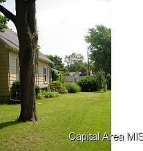 5th image of 404 S 13th St