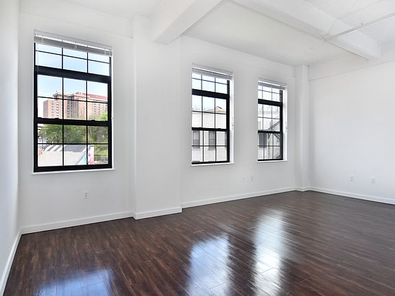 5th image of 2 Mill St APT 5B