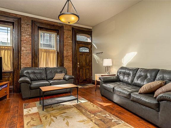 3rd image of 838 Spring Garden Ave