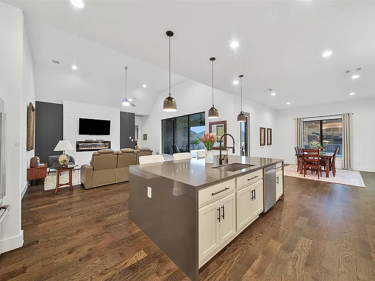 1015 Oak Briar Ln — Photo 18