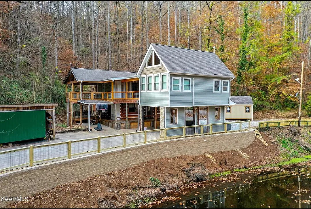 4 bed, 3150 sqft, $3,500 — Photo 1
