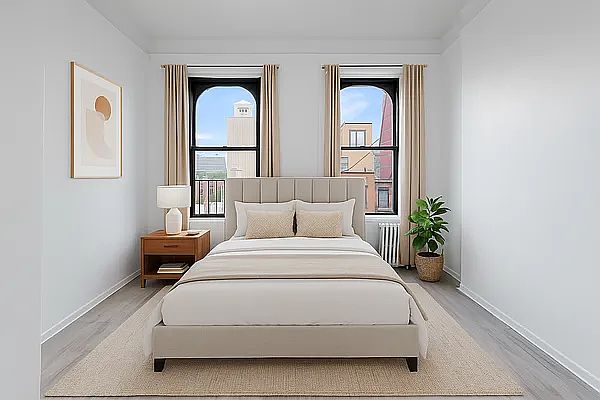 1st image of 824 9th Ave #5RN