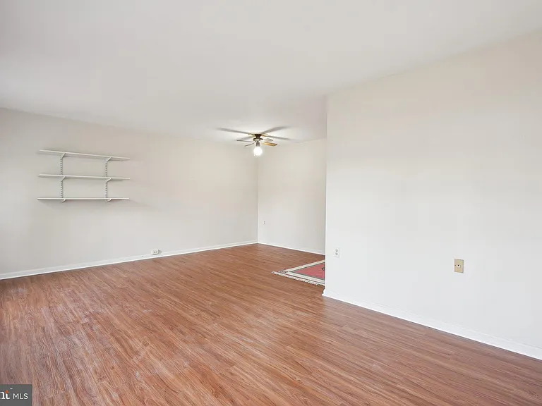 10258 Quiet Pond Ter — Photo 8