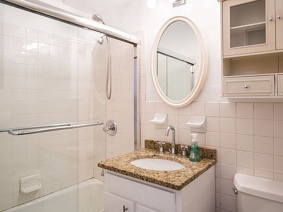 3rd image of 63 E 9th St APT 10A