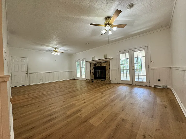 5121 W Wendover Ave — Photo 5