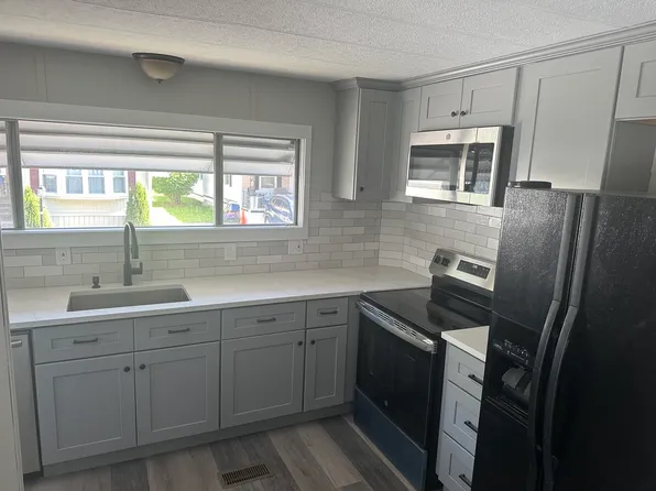 100 Phelps St Lot 7, Marlborough, MA 01752