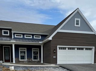 1036 Stanford Dr #158, Lebanon, PA 17042