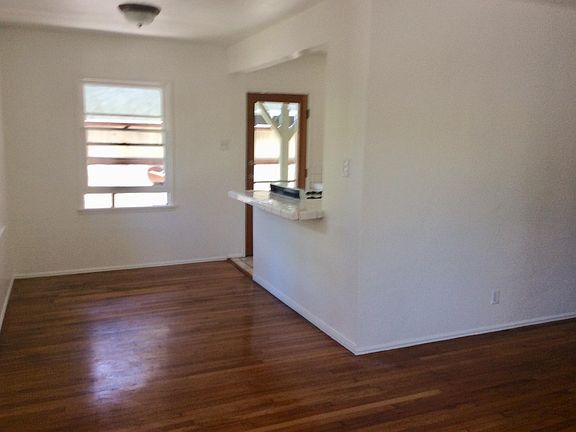 4th image of 682 San Juan Ave #682