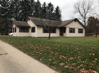 2185 Hill Rd, White Lake, MI 48383