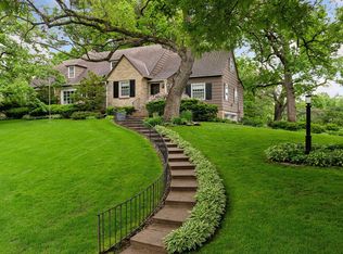 210 Cottage Downs, Hopkins, MN 55305