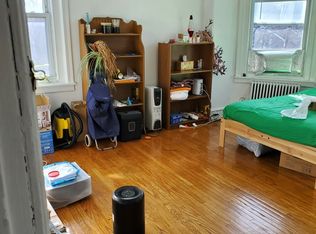 560 S 48th St #3, Philadelphia, PA 19143