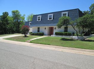 2709 Trail Creek Rd, Edmond, OK 73012