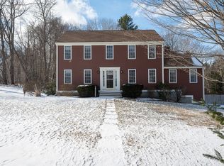 1 Valley View Cir, Rutland, MA 01543