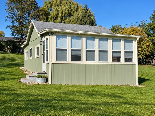 109 Capital Hill Drive, Shoreham, VT 05770