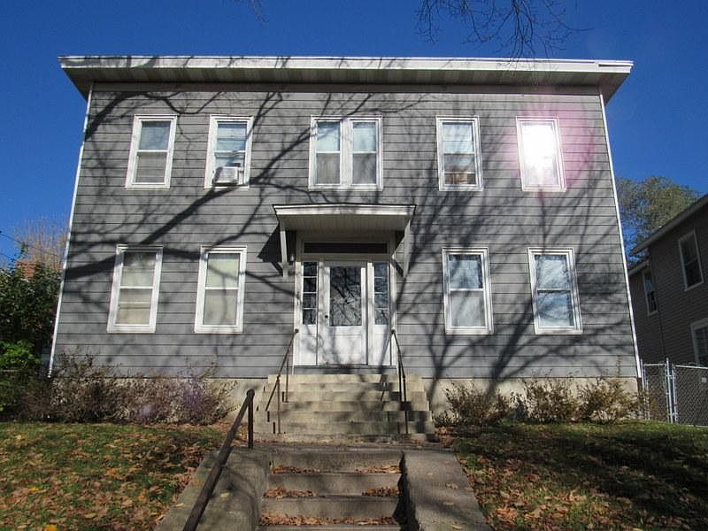 1st image of 211 Goodrich Ave