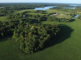 3950 Farmhill Ct, Mound, MN 55364