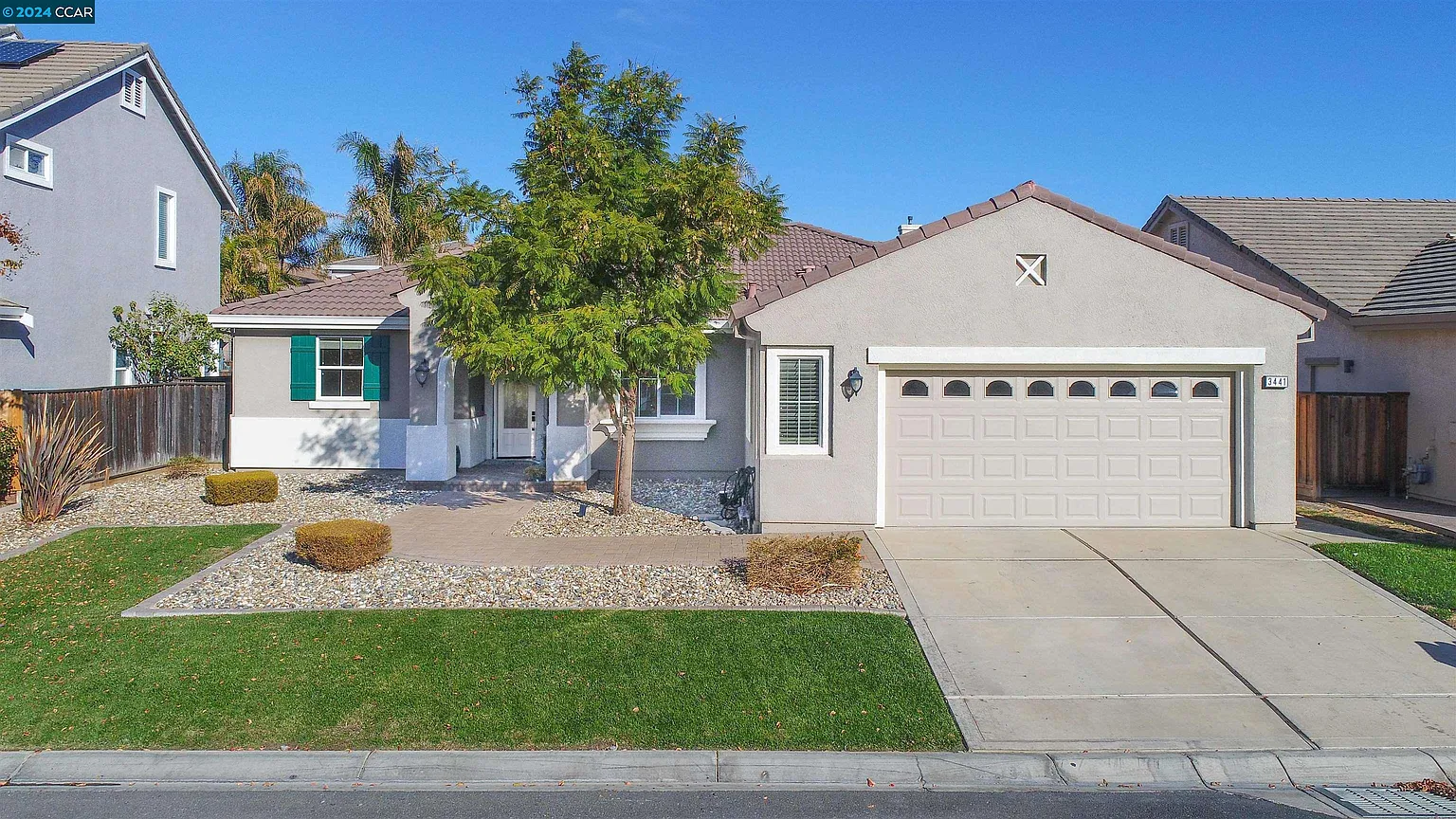 3441 Keystone Loop photo 1