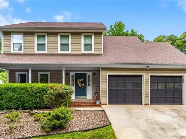 2418 Quaker Landing Rd, Greensboro, NC 27455