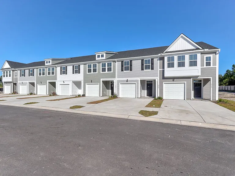 Highland Townhomes — Photo 51