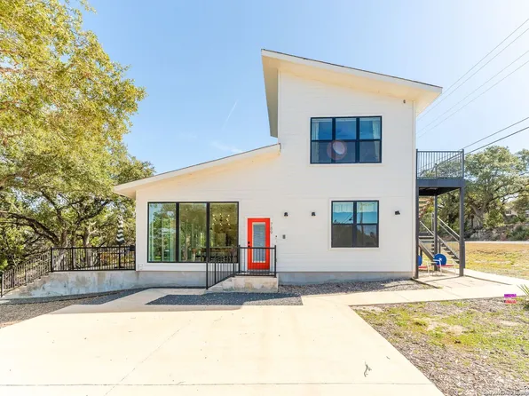 789 Cypress, Canyon Lake, TX 78133
