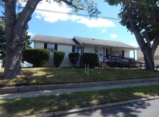 150 Green St, Edwardsville, PA 18704