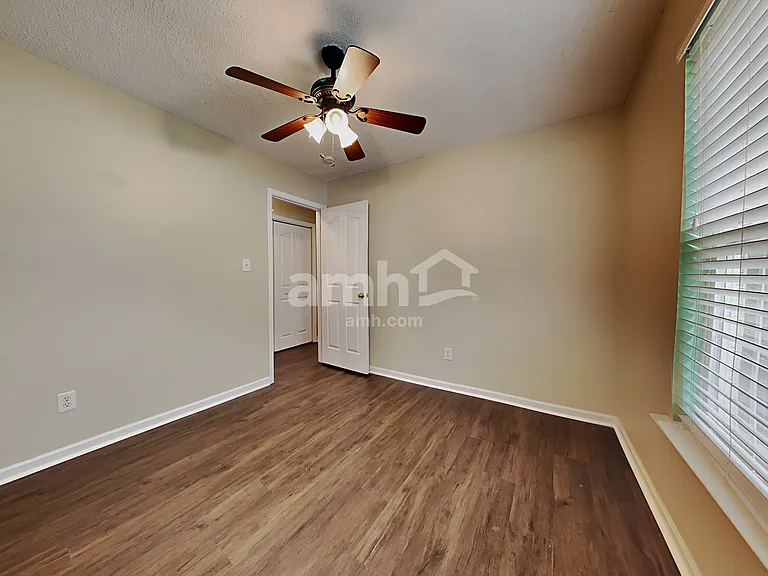 12012 Evergreen Hollow Dr — Photo 18