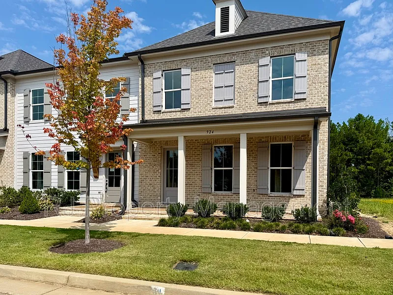 924 Aldwick Dr