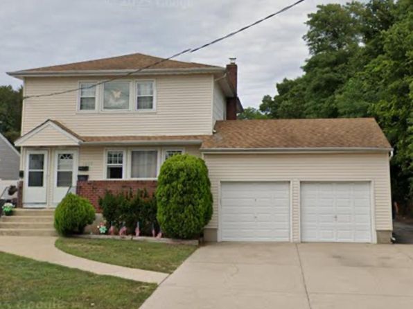 3695 Jerusalem Ave #A