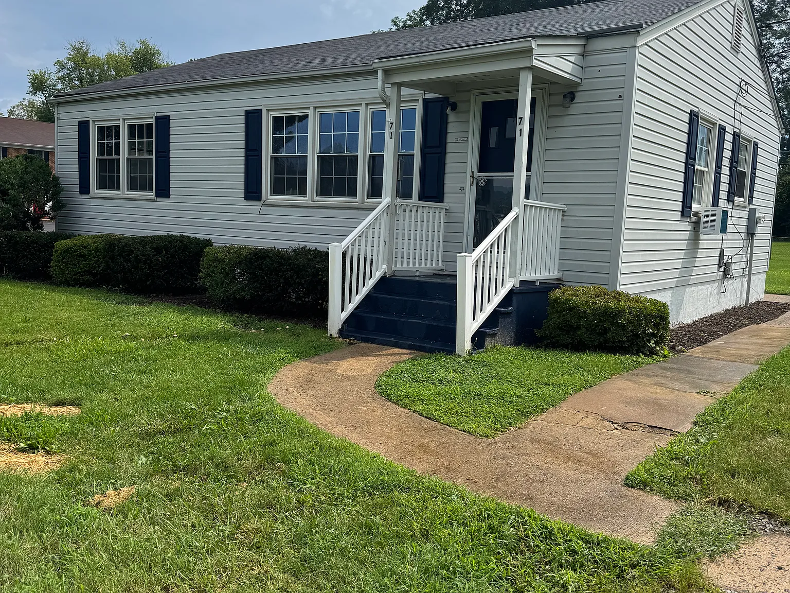 2 bed, 1064 sqft, $2,000 — Photo 1