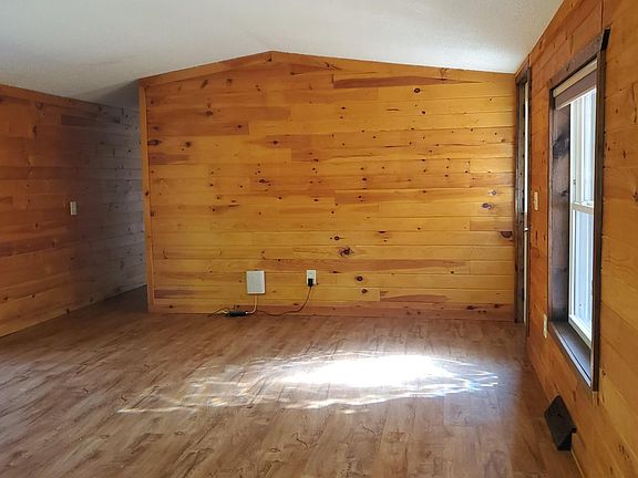 2nd image of 8237 S Spring Lake Rd