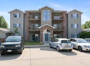 2743 Triple Crown Ln UNIT 5, Iowa City, IA 52240
