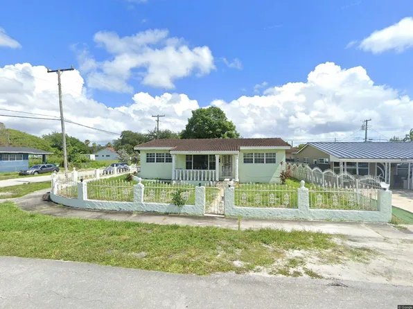 8345 NW 22nd Pl, Miami, FL 33147